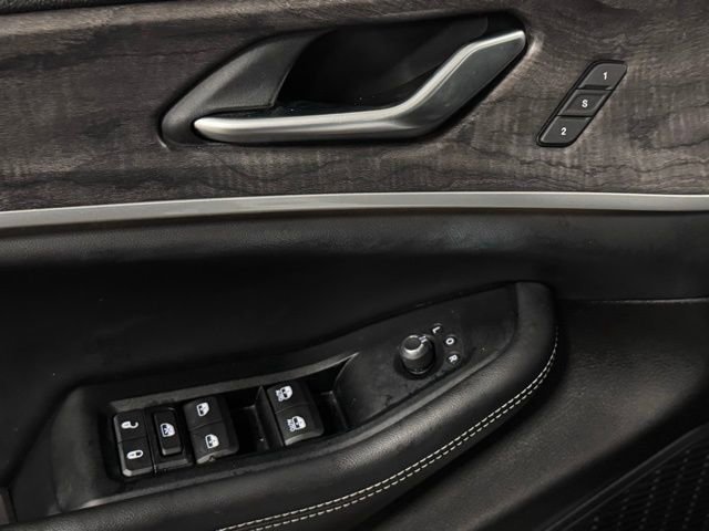 Used 2023 Jeep Grand Cherokee L Limited image 14