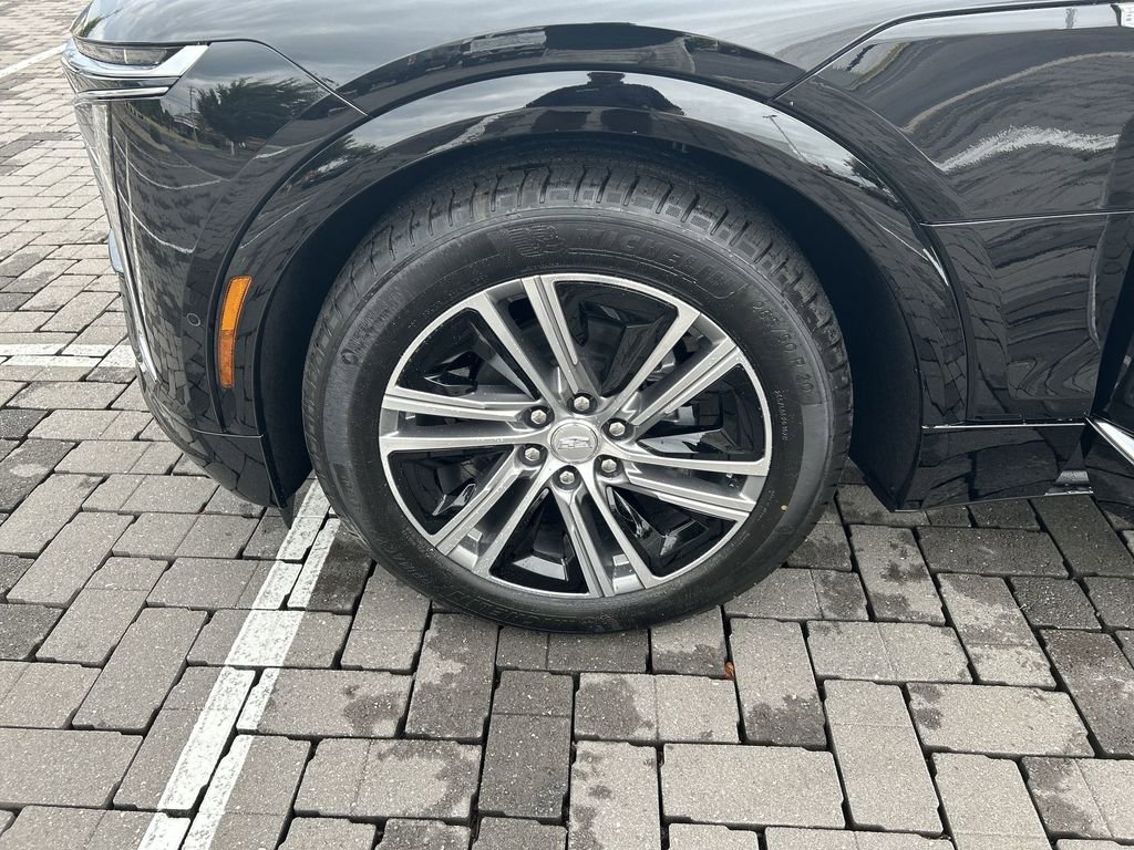 New 2026 Cadillac Lyriq Premium Luxury image 30