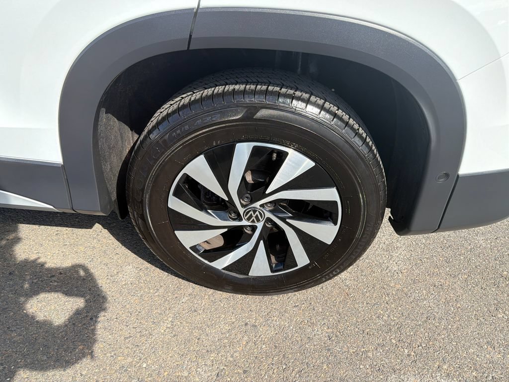 Used 2025 Volkswagen Tiguan S FWD image 30