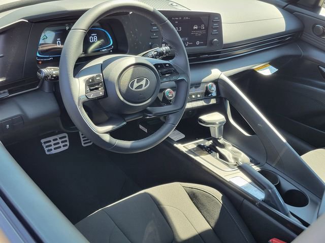 New 2026 Hyundai Elantra Sport image 3