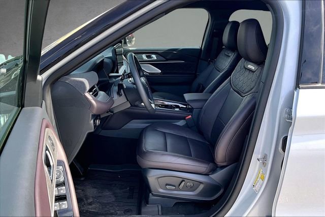 New 2026 Ford Explorer Platinum w/ LUX Leather Package image 8
