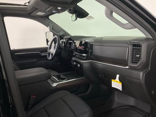 New 2026 GMC Sierra 2500 SLT w/ SLT Premium Package image 32