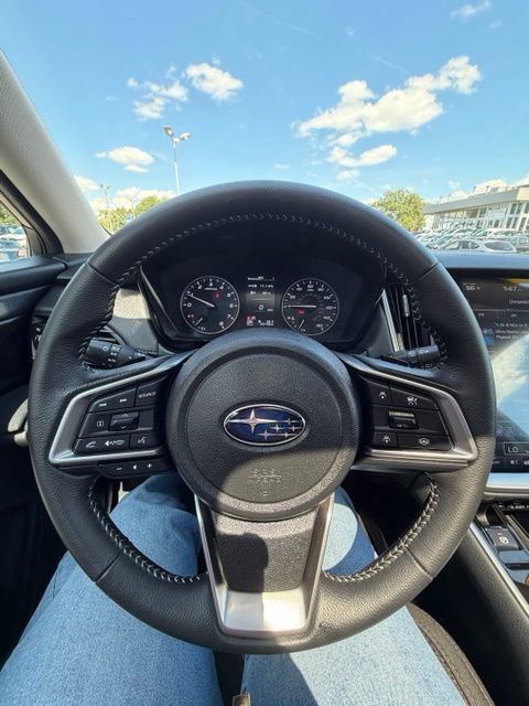 Used 2024 Subaru Outback Premium AWD/4WD image 14