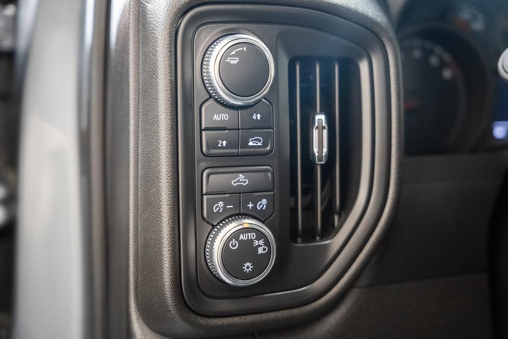 Used 2024 GMC Sierra 1500 Pro w/ Graphite Edition AWD/4WD image 37