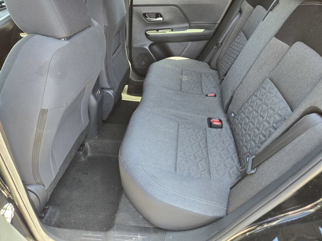 Used 2025 Nissan Kicks SV w/ Illumination Package FWD image 10