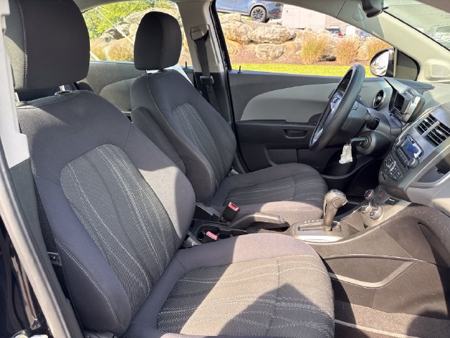 Used 2013 Chevrolet Sonic LT FWD image 11
