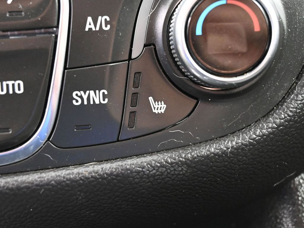 Used 2024 Chevrolet Equinox LT image 19