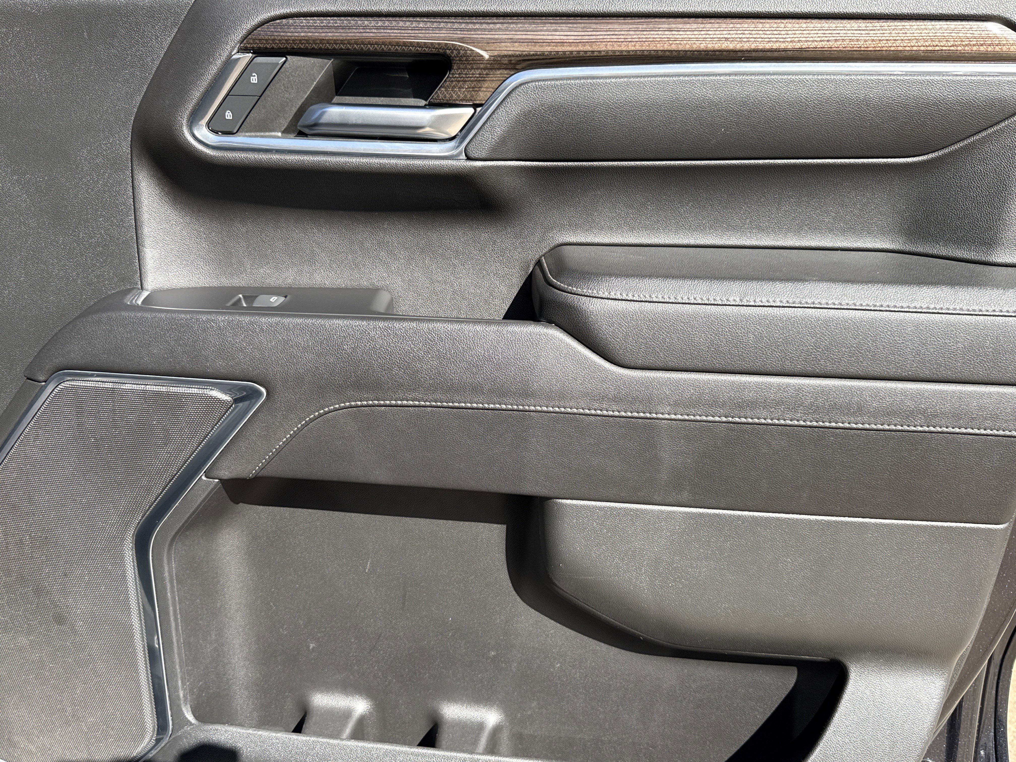 Used 2023 Chevrolet Silverado 1500 RST w/ Max Trailering Package image 16