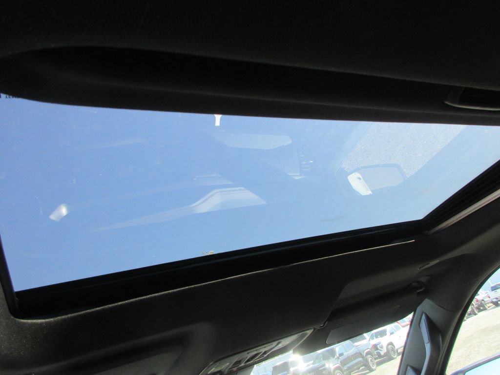 New 2026 GMC Sierra 1500 AT4 w/ AT4 Premium Package image 16