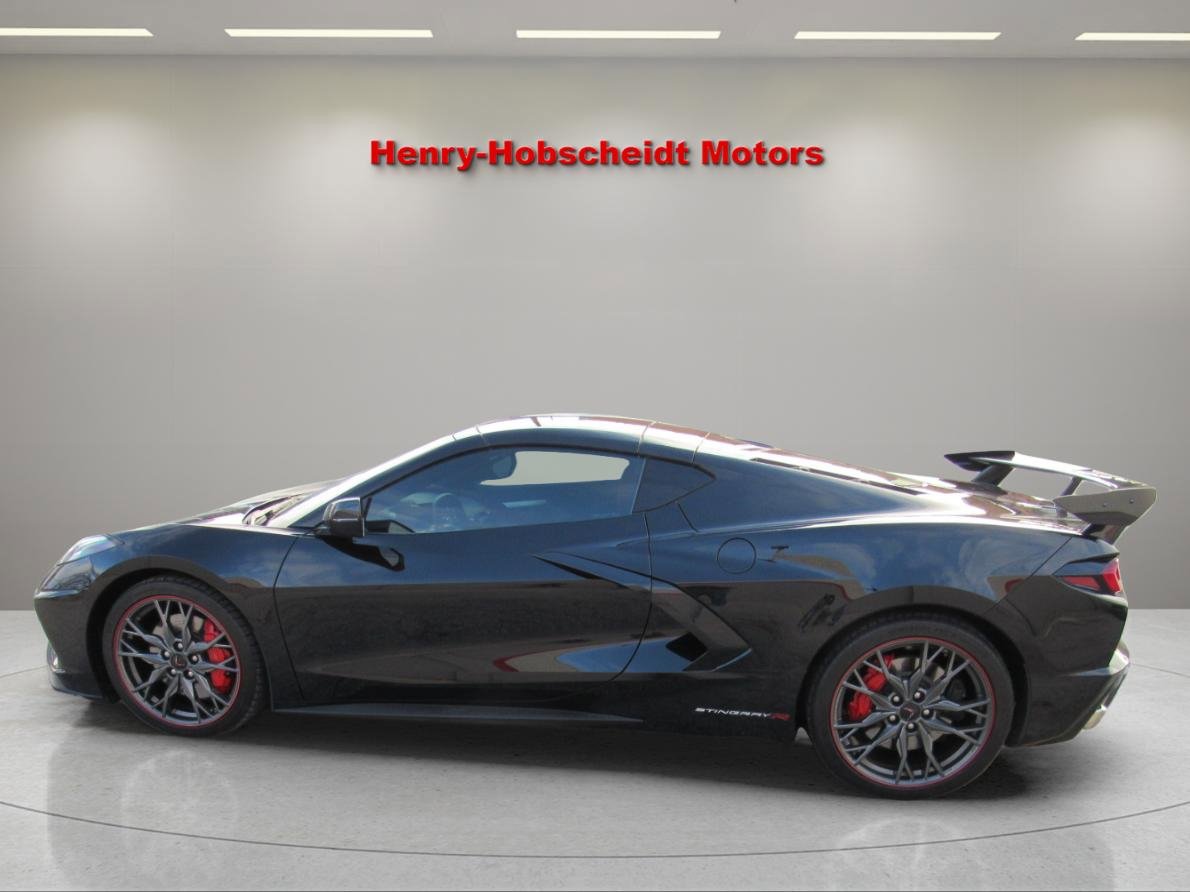 Used 2022 Chevrolet Corvette Stingray Preferred Cpe w/ Z51 Performance Package image 5