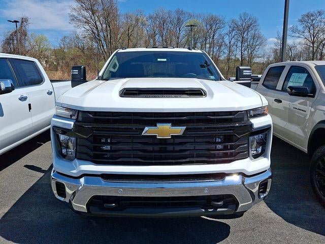 New 2026 Chevrolet Silverado 3500 W/T AWD/4WD image 2