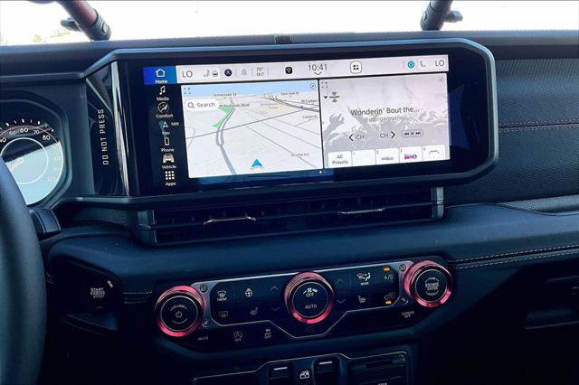 Certified 2025 Jeep Wrangler Unlimited Rubicon w/ Convenience Group AWD/4WD image 35