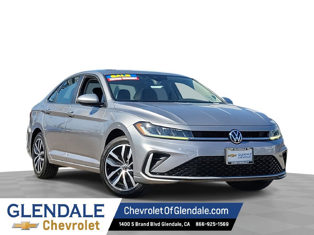 Used 2025 Volkswagen Jetta SE