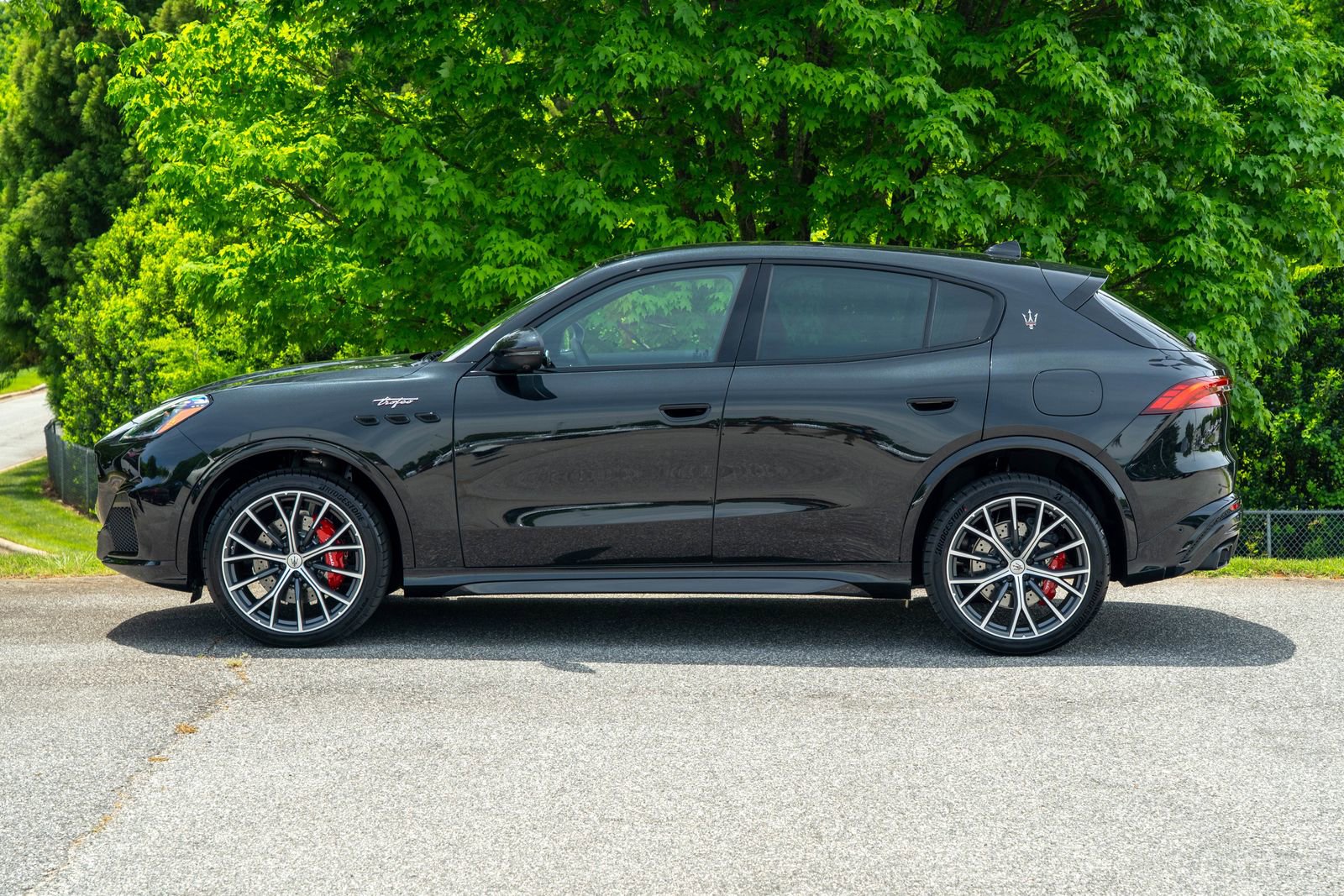 New 2025 Maserati Grecale Trofeo image 3