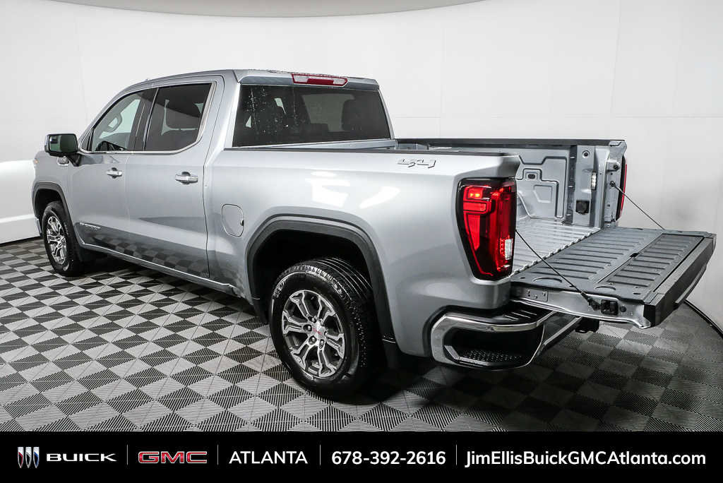 Used 2025 GMC Sierra 1500 SLT image 30