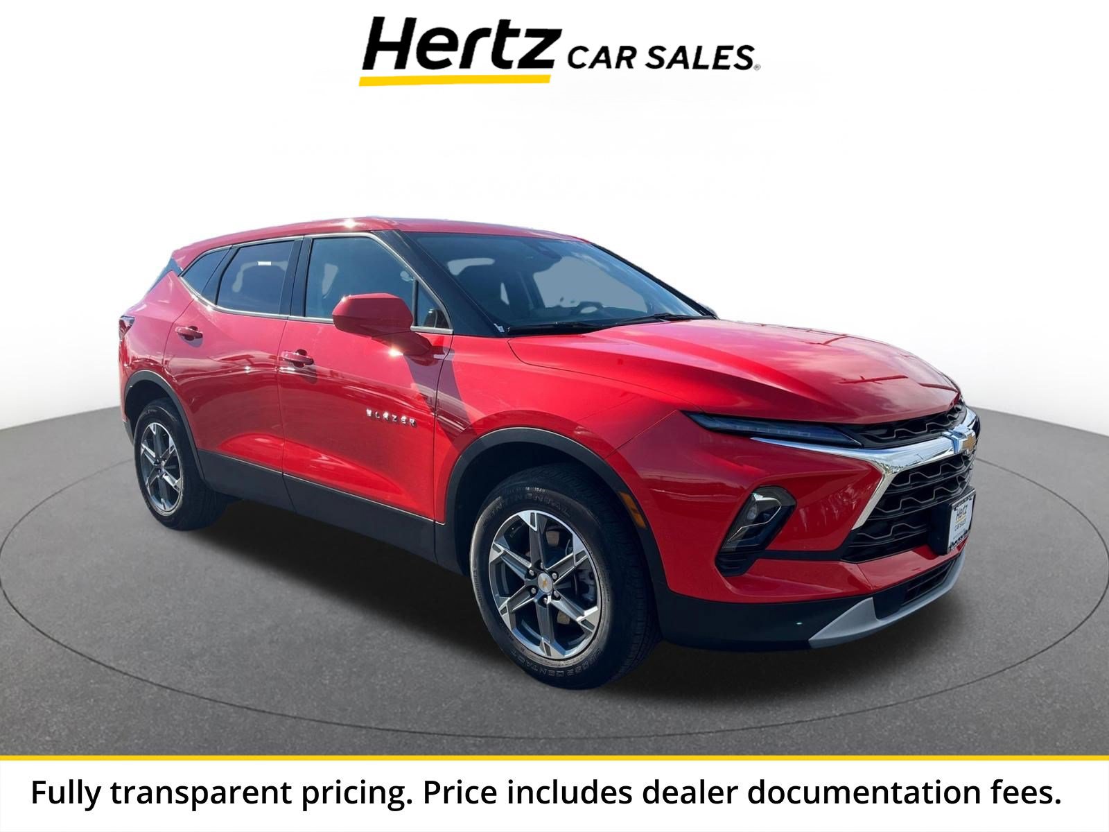 Used 2025 Chevrolet Blazer LT FWD image 1