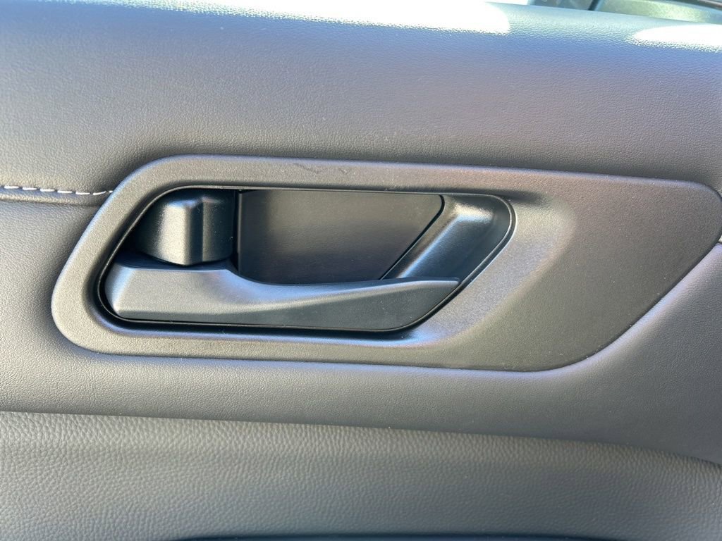 New 2026 Nissan Pathfinder SV image 19