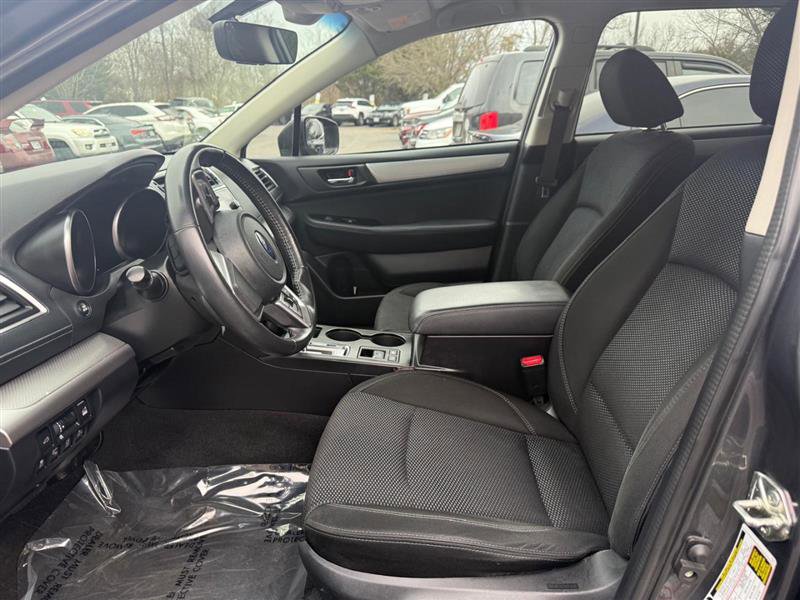 Used 2019 Subaru Outback 2.5i Premium image 13