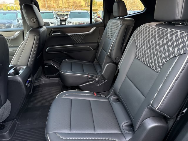 New 2026 GMC Acadia Denali w/ Super Cruise Package image 6