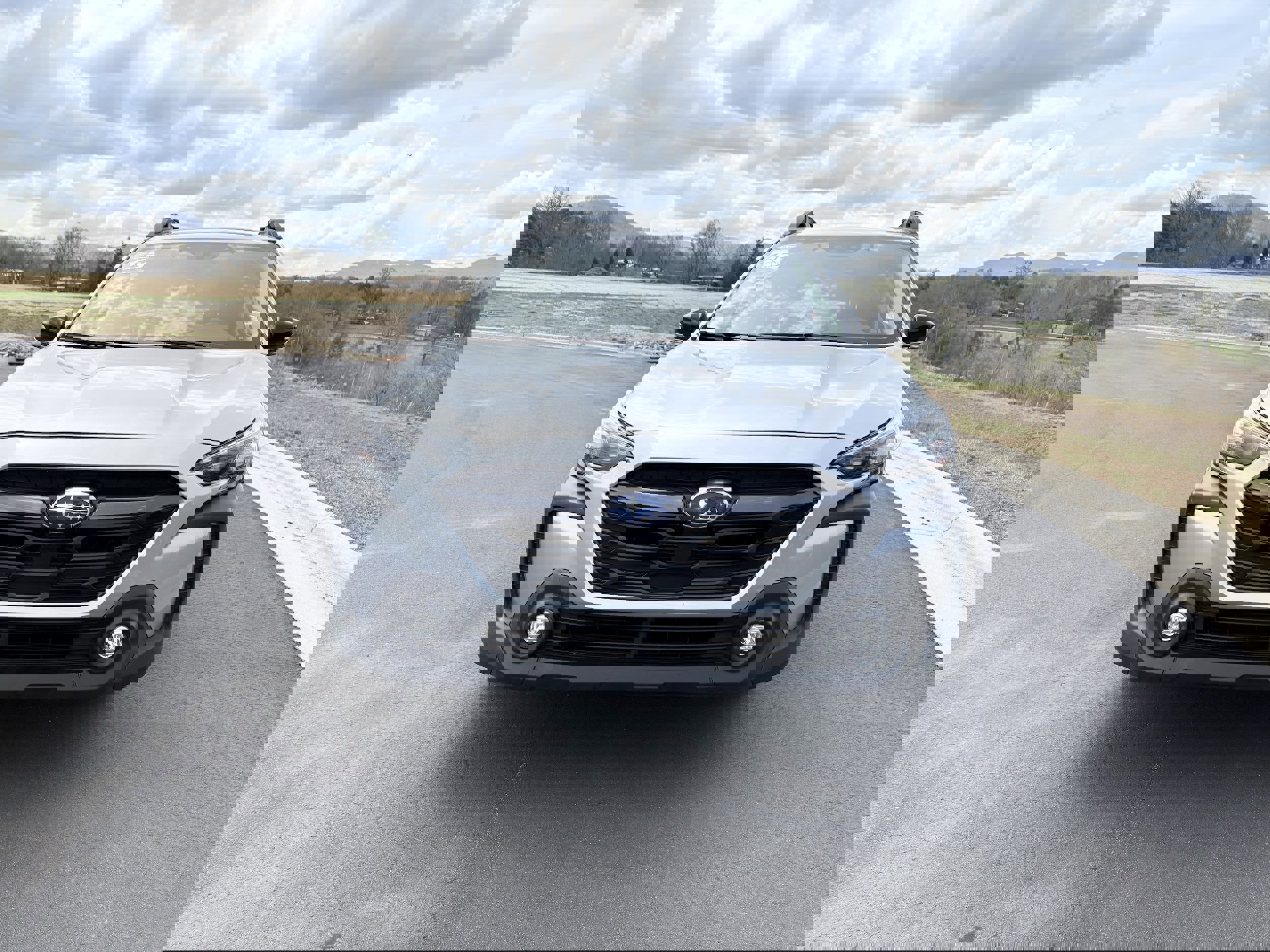 Used 2025 Subaru Outback Premium image 2