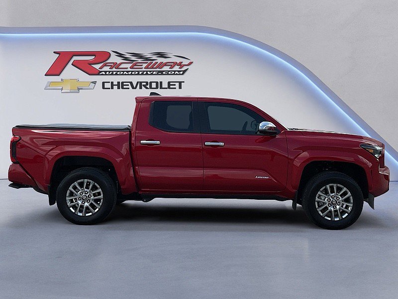 Used 2025 Toyota Tacoma Limited AWD/4WD image 6
