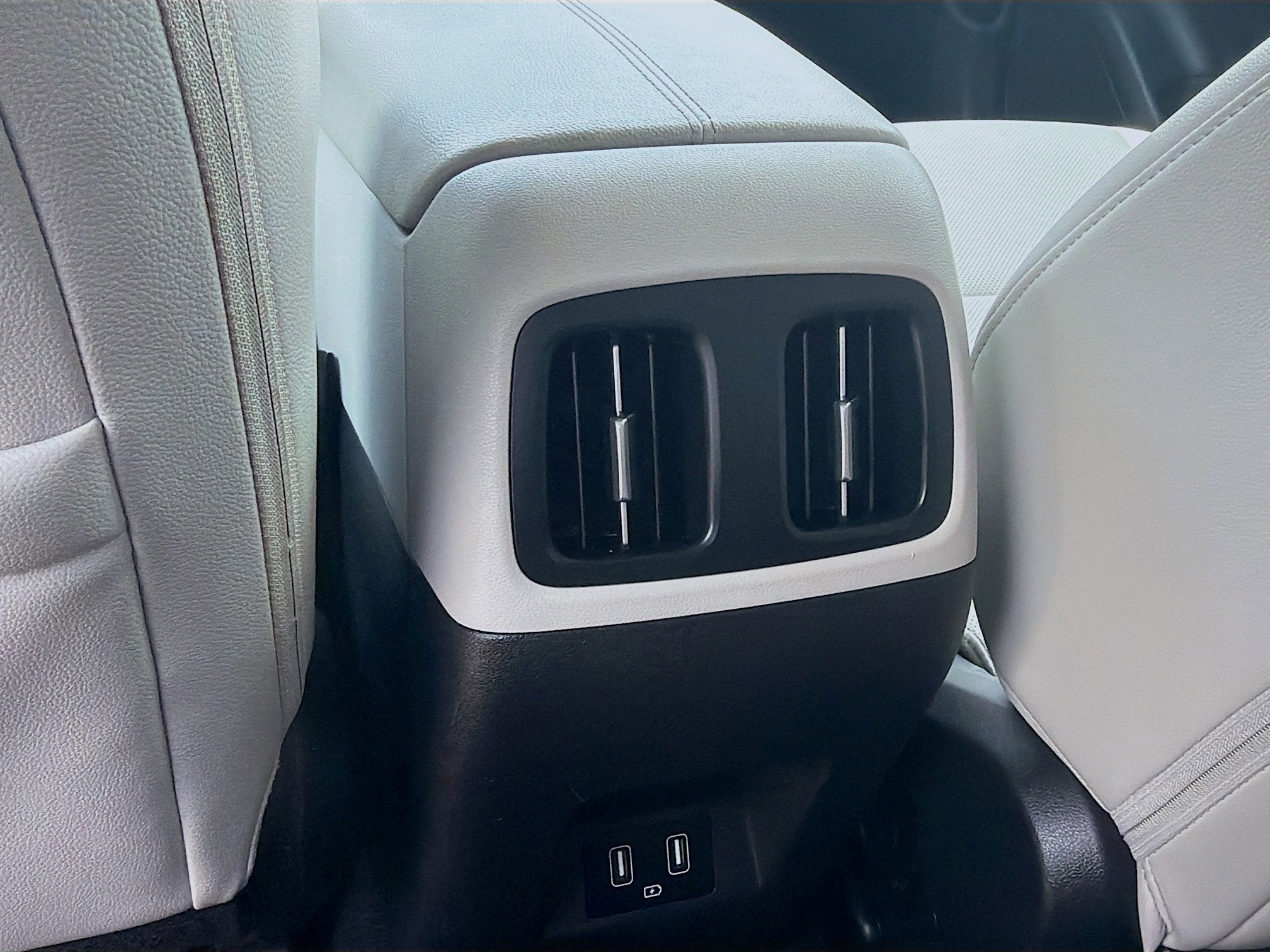 Certified 2024 Hyundai Tucson SEL w/ Convenience Package FWD image 20