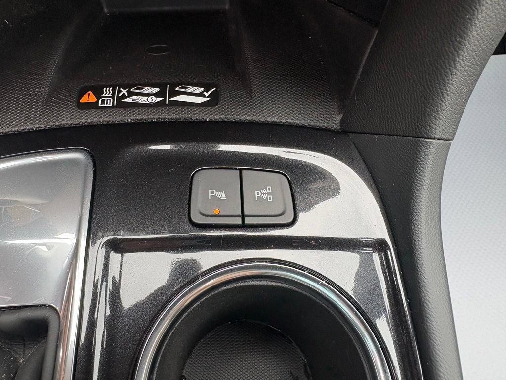 Used 2024 Chevrolet Equinox Premier FWD image 25