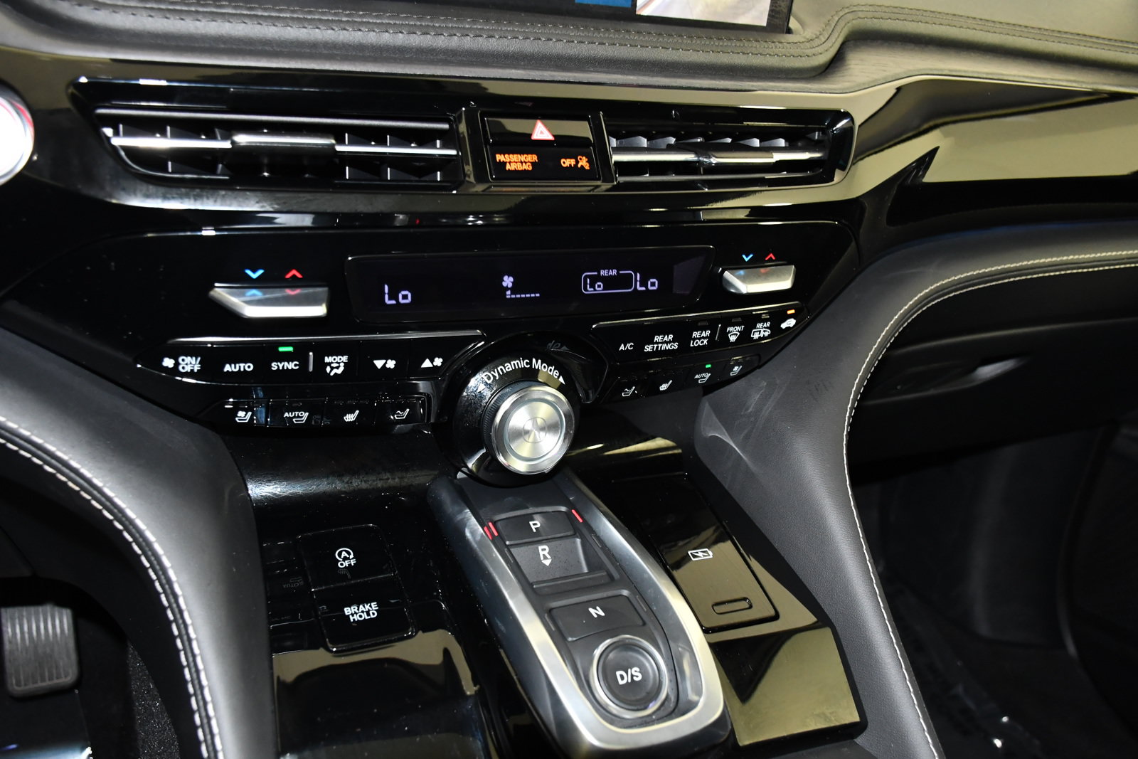 Certified 2025 Acura MDX w/ Advance Package AWD/4WD image 27