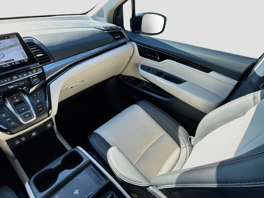 Used 2025 Honda Odyssey Elite image 34