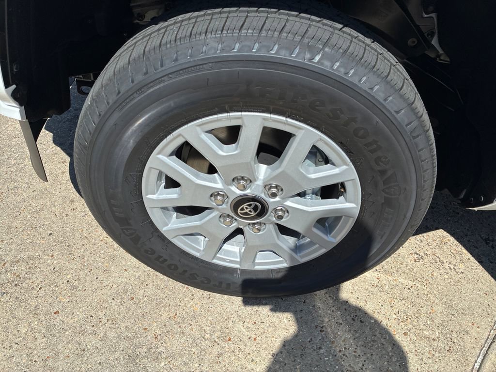 New 2026 Toyota Tacoma SR5 image 33