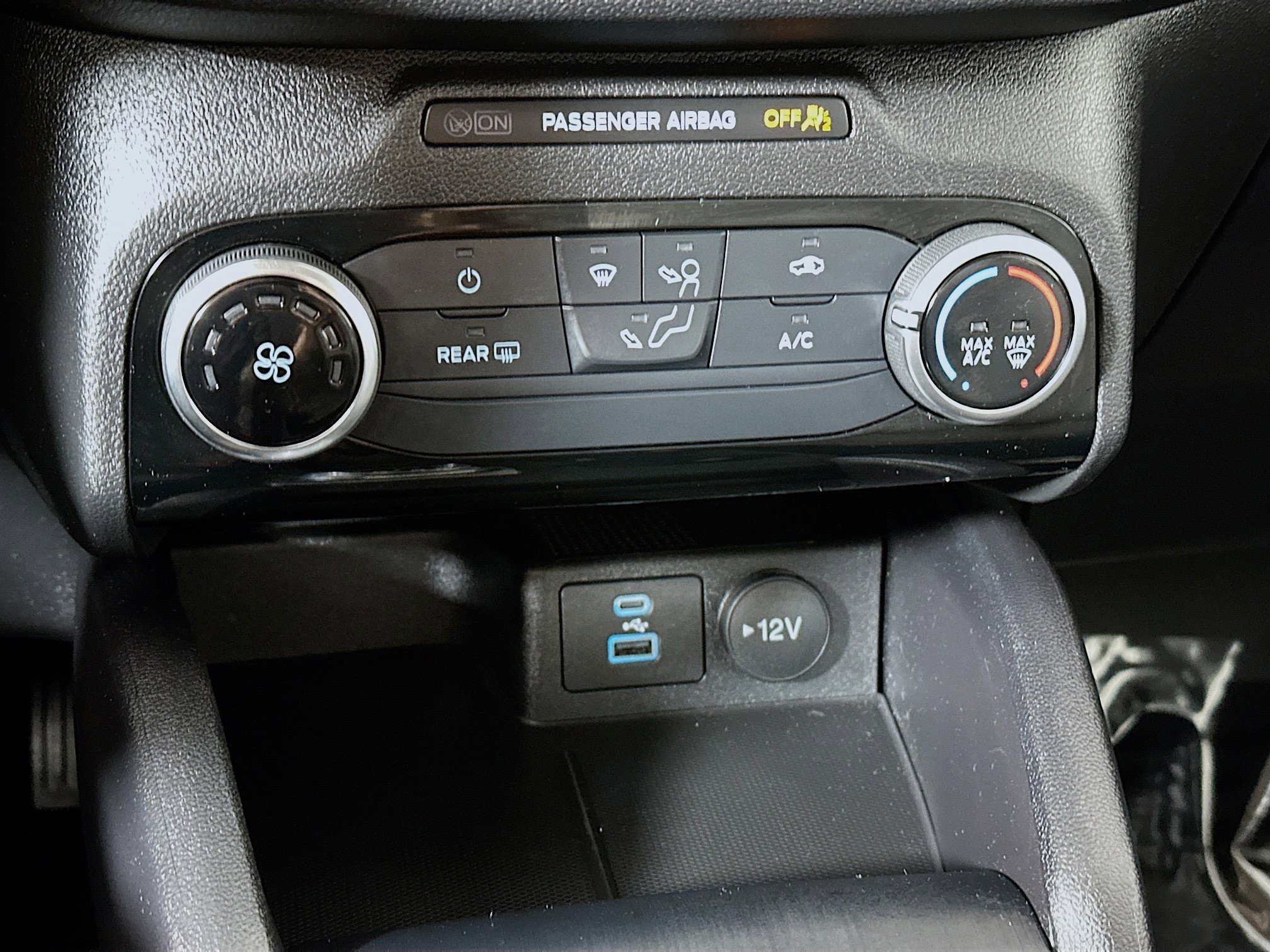 Used 2022 Ford Escape SE AWD/4WD image 15
