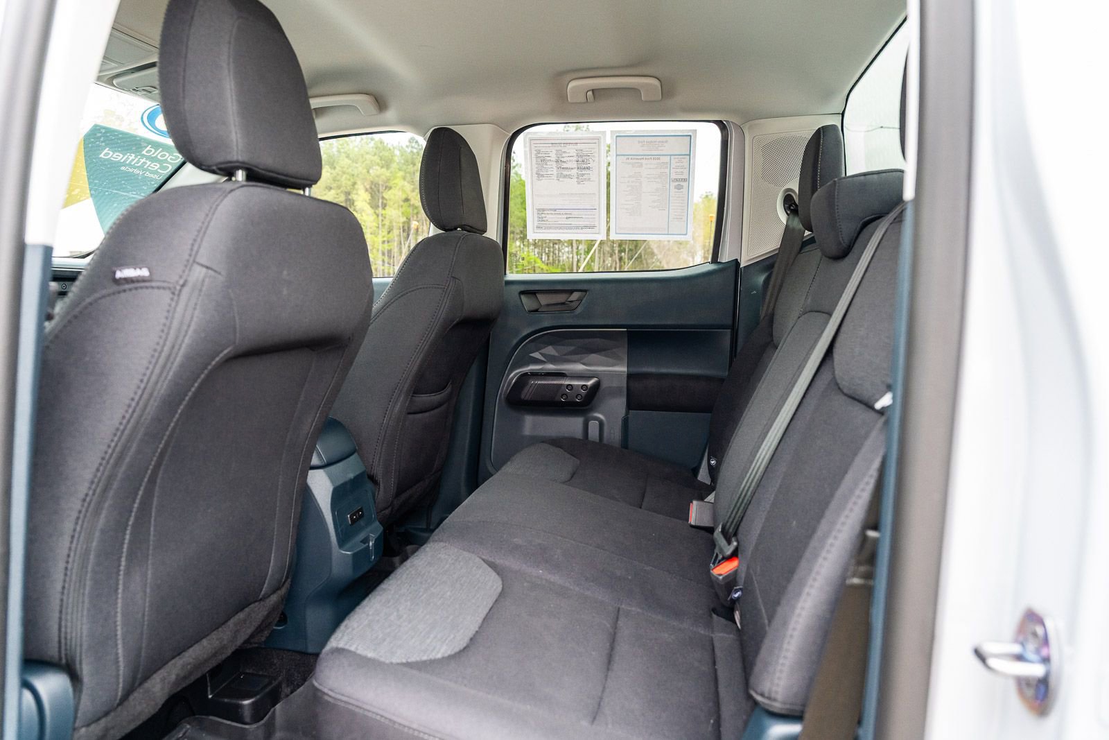 Used 2025 Ford Maverick XL w/ Equipment Group 102A image 19