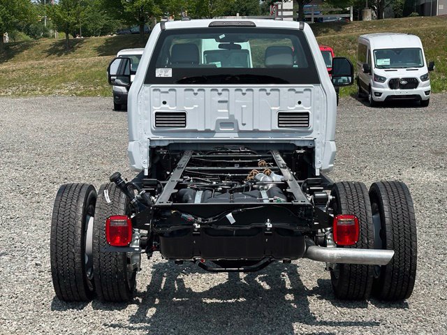 New 2026 Ford F550 4x4 Regular Cab Super Duty image 5