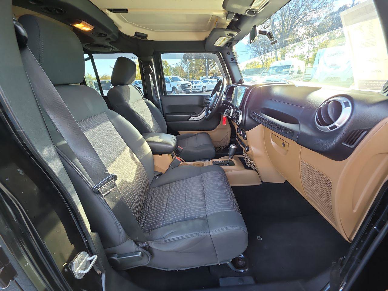 Used 2011 Jeep Wrangler Unlimited Sahara w/ Dual Top Group image 8