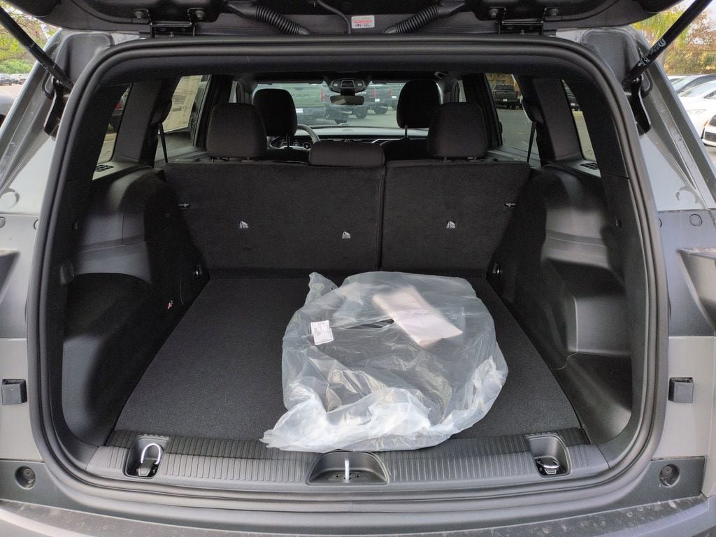 New 2026 Jeep Cherokee Laredo AWD/4WD image 22