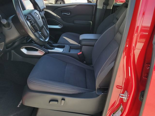 Used 2023 Nissan Frontier SV w/ SV Convenience Package AWD/4WD image 6