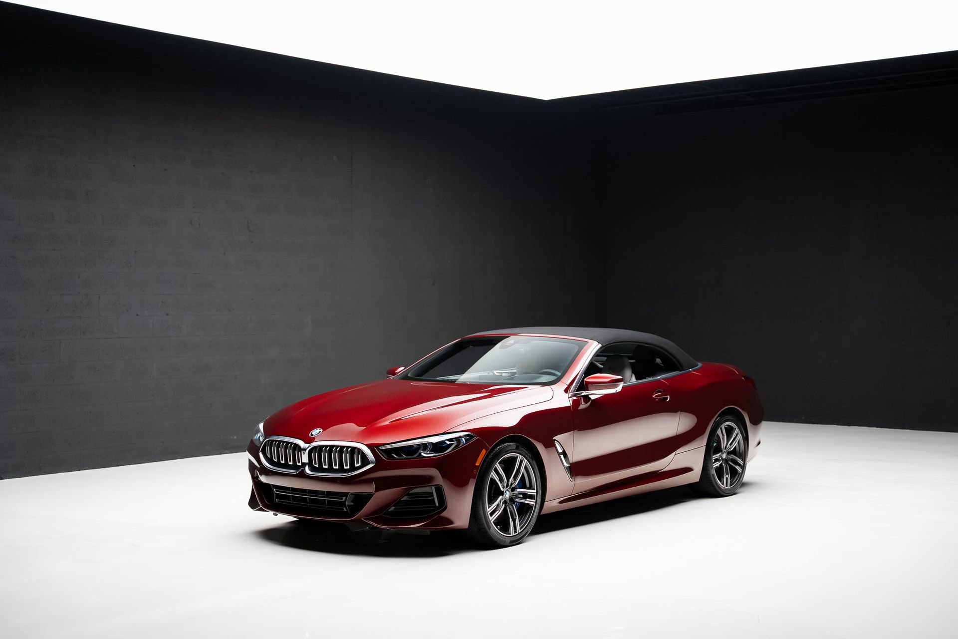 Used 2023 BMW 840i Convertible w/ Comfort Seating Package RWD image 4