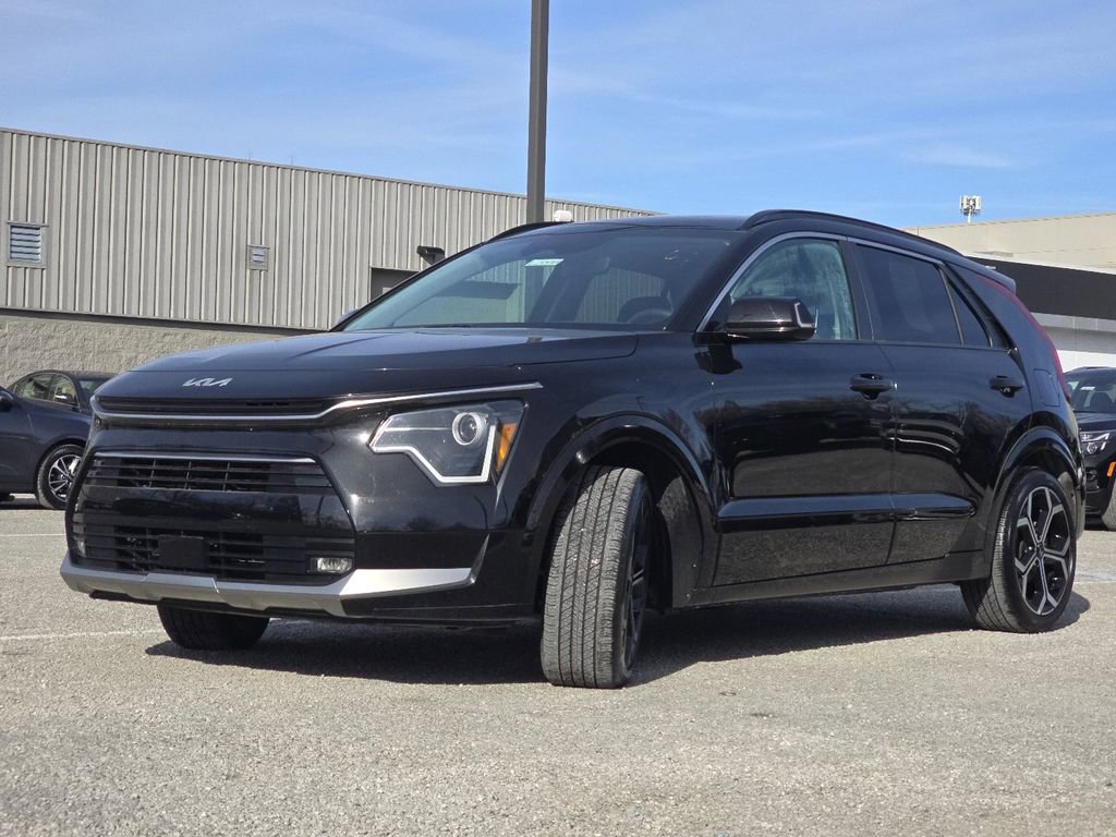 Used 2023 Kia Niro EX Touring image 13