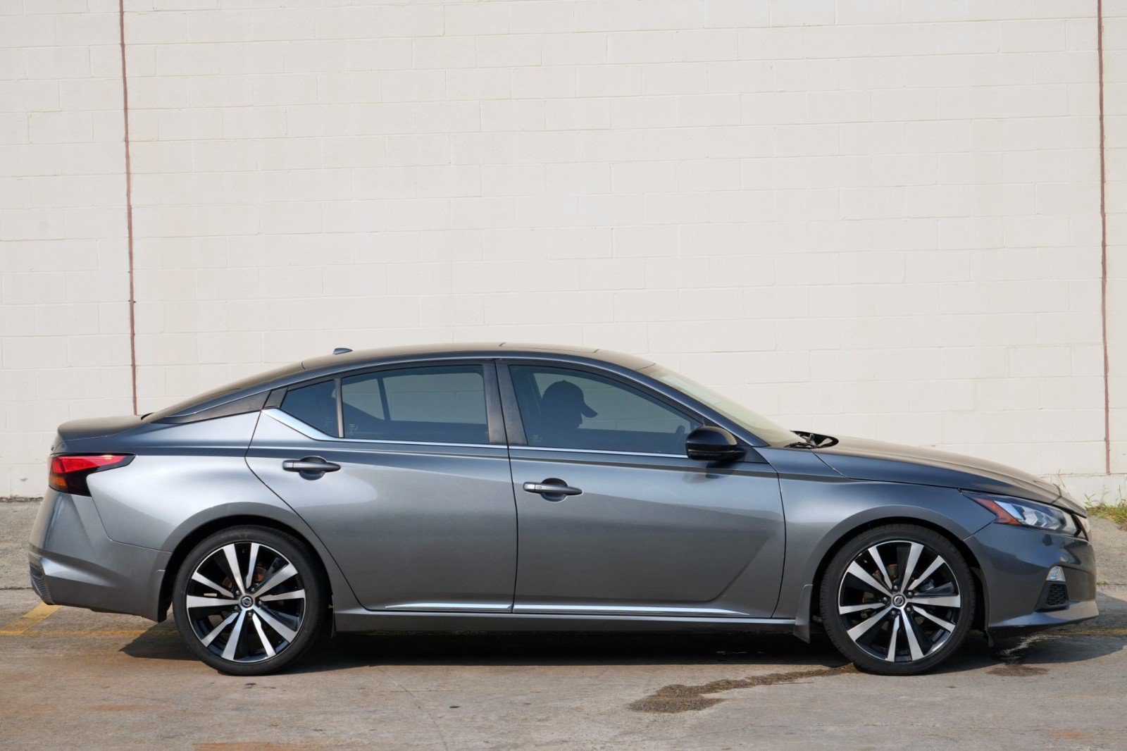 Used 2022 Nissan Altima 2.0 SR FWD image 46