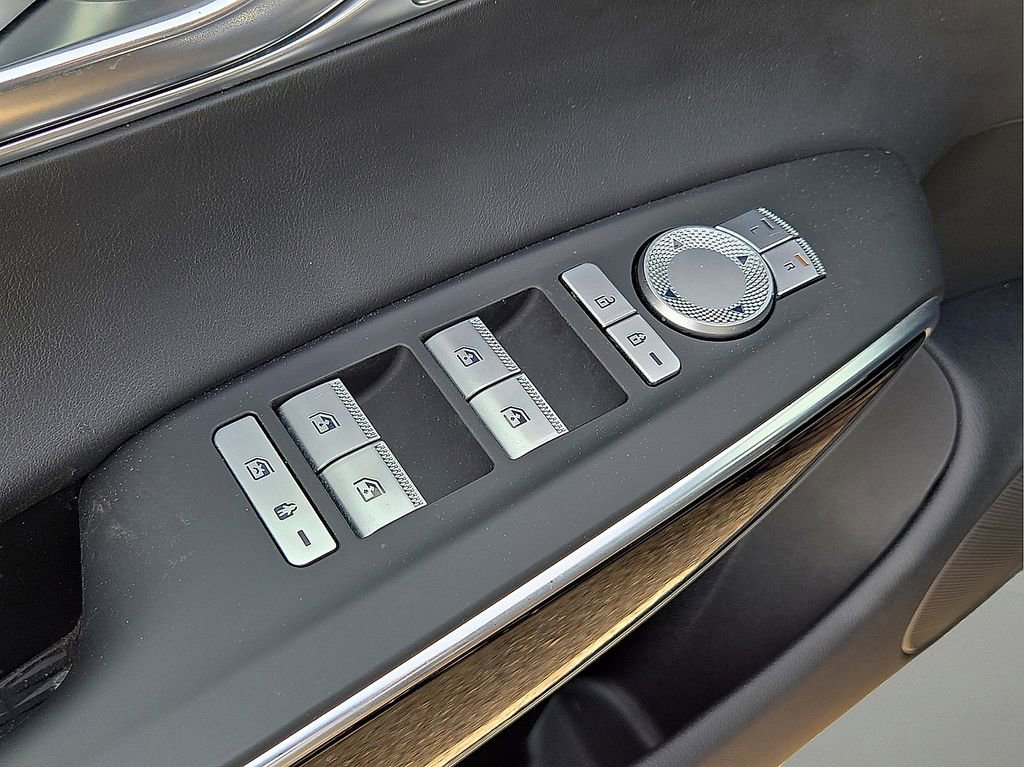 Used 2025 Genesis GV70 2.5T image 23