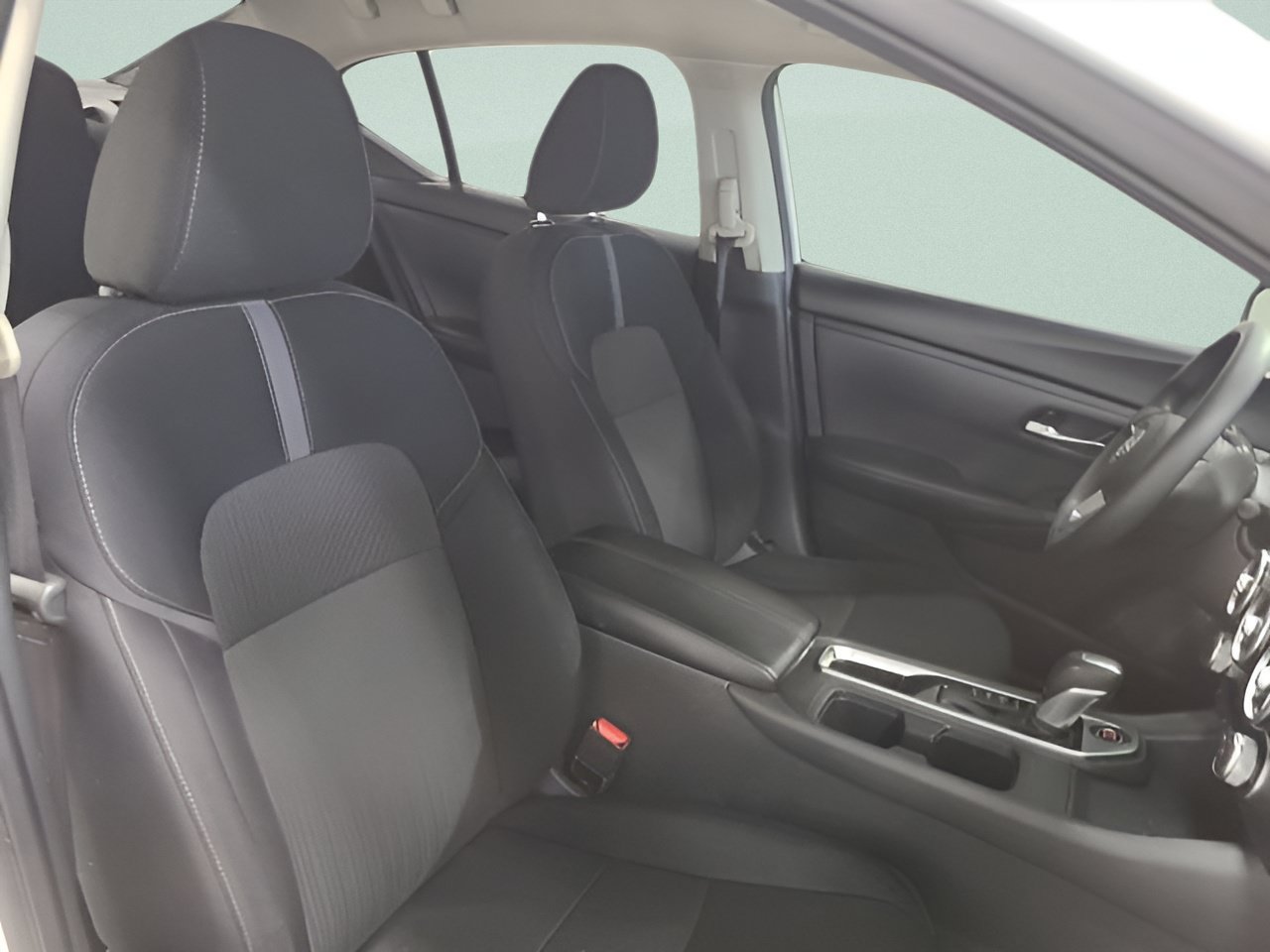 Used 2024 Nissan Sentra SV FWD image 12