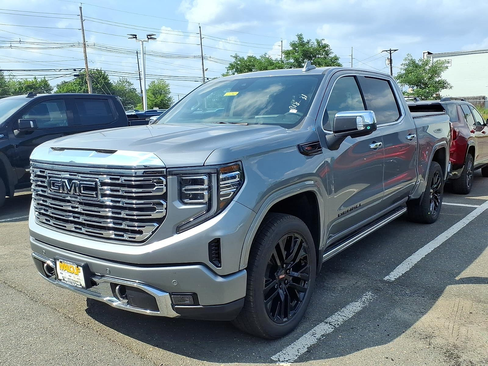 New 2026 GMC Sierra 1500 Denali w/ Denali Reserve Package AWD/4WD image 3