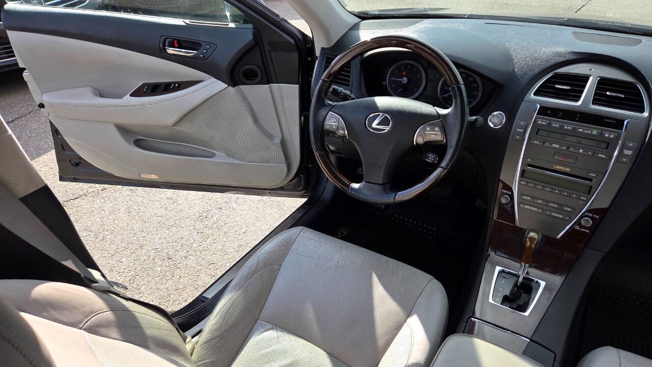 Used 2011 Lexus ES 350 FWD image 37