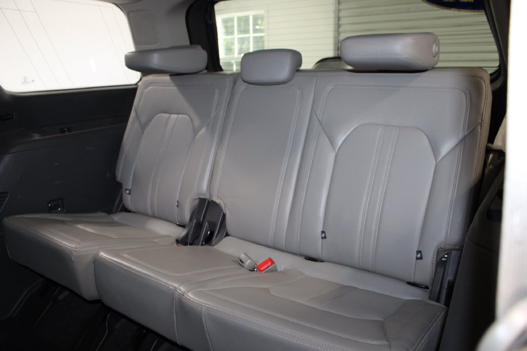 Used 2021 Ford Expedition Limited AWD/4WD image 26