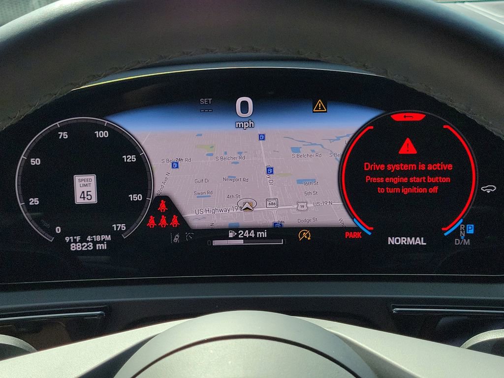 Certified 2025 Porsche Cayenne image 33