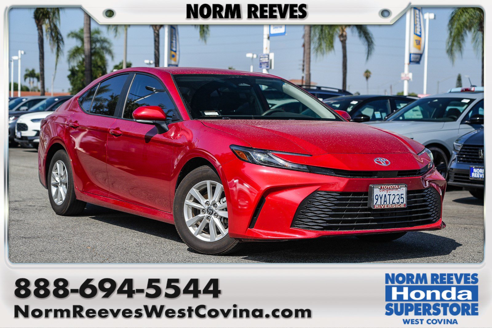 Used 2025 Toyota Camry LE FWD image 1