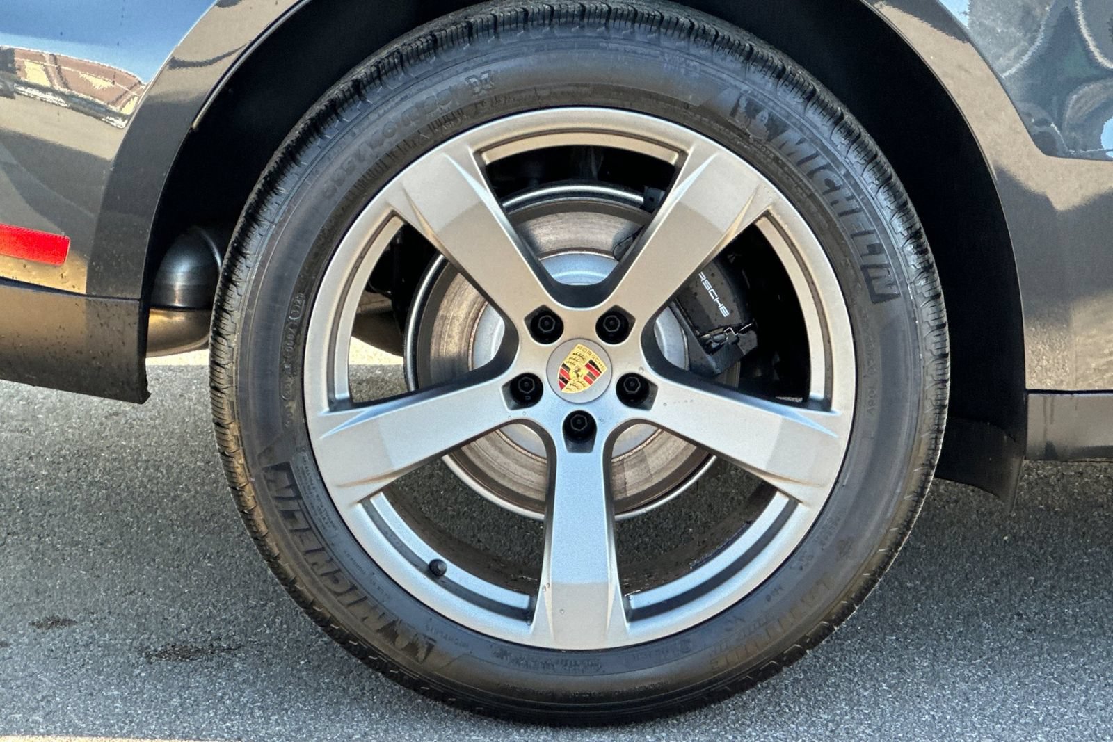 New 2026 Porsche Macan AWD/4WD image 43