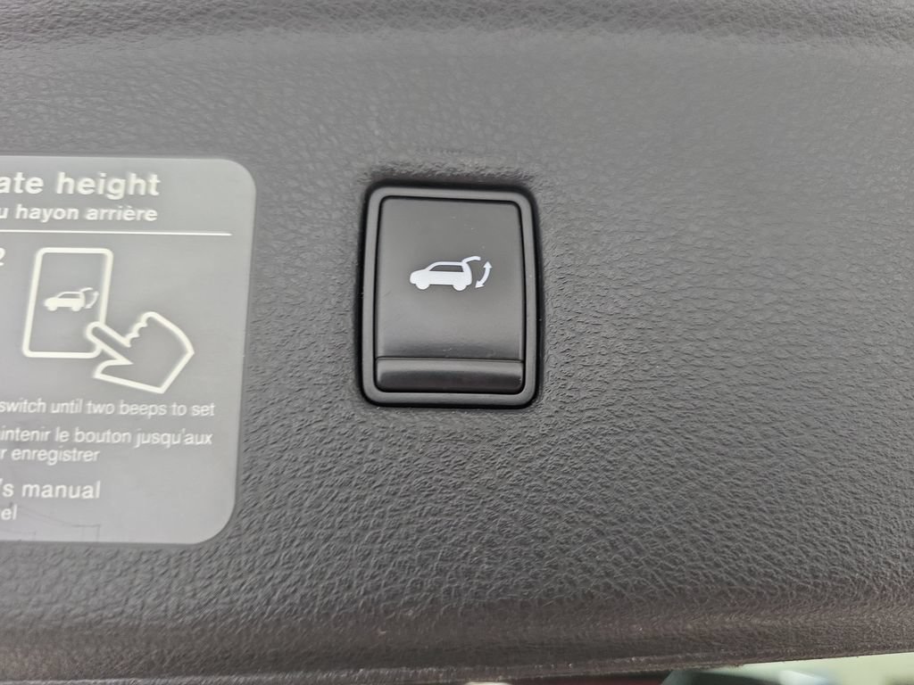 Certified 2020 INFINITI QX50 Sensory w/ Climate Package AWD/4WD image 31