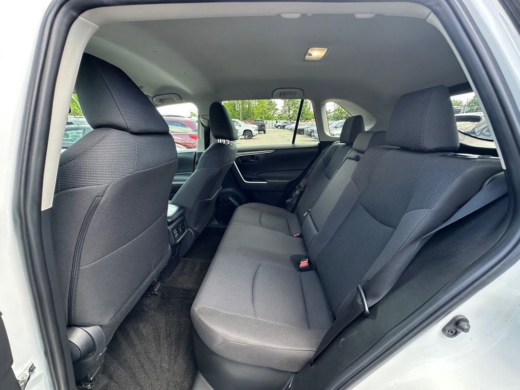 Used 2024 Toyota RAV4 LE AWD/4WD image 23