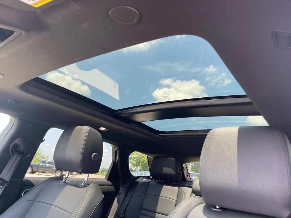 New 2026 Land Rover Range Rover Evoque S AWD/4WD image 13